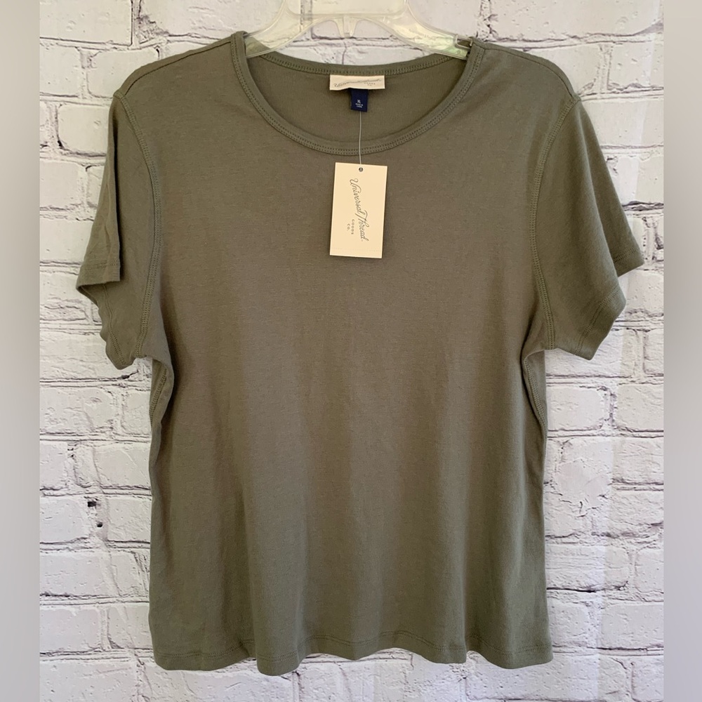 Universal Thread Orange, White, and Olive Tees Bundle - Picture 7 of 8